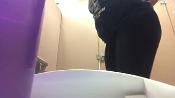 Preview 1 of Horse Creampies Her - Piss at work
