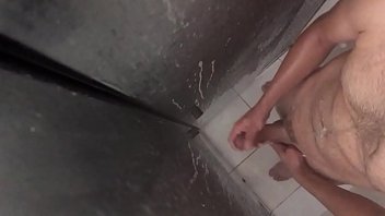 Preview 3 of Blonde Sandles Feet Foot - Lavando e Aliviando #05