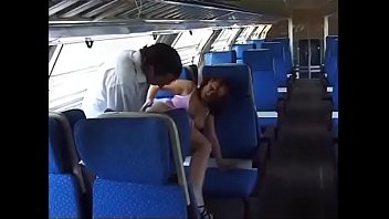 Preview 2 of Free Hot Bigg Tits - esibizionista scopata sul treno