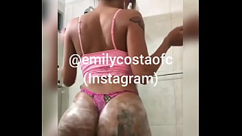 Preview 1 of Kimochosul 3 - TRAVESTI GOSTOSA DAN&Ccedil_ANDO FUNK - EMILY COSTA