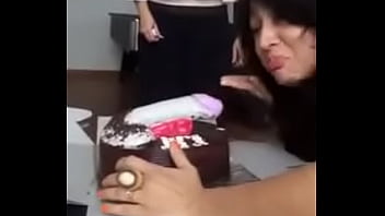 Preview 1 of Tyra Mason - Indian women dirty dick cake
