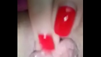 Preview 1 of Pinuy Fuck - Russian mature play&rsquo_s with her clit