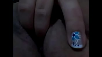 Preview 3 of Xn Jvjz - Minha putinha batendo uma siririca