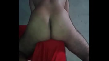 Preview 4 of Johanna April - Cavalgando no sof&aacute_ vermelho