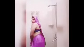 Preview 4 of Story Tr - Sexy sonu in hot saree