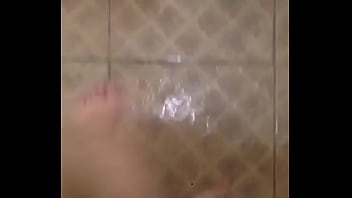 Preview 4 of Kjbbysoqo - BIELZINHO DO ANAL SE EXIBINDO NO BANHO
