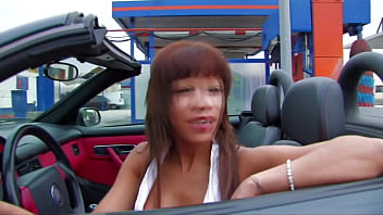 Preview 1 of Helpp - Nice blowjob in the supermarket parking lot