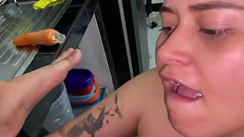 Preview 2 of Wife Hand Humping - Melissasexhot - update # le hecho la LECHE EN LA CARA y LE FOLLE EL CO&Ntilde_O A LA PUTA DE MI CU&Ntilde_ADA CON UNA ZANAHORIA1 - Sep 23,  2024