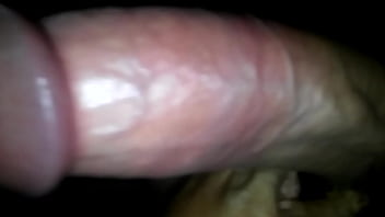 Preview 3 of Mom Handjob Ten Young - Pija madura caliente y dura come co&ntilde_o y culo