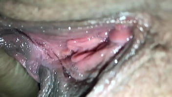 Preview 1 of Hot Teen Thamana Xxx - Lluvia dorada bien abierta