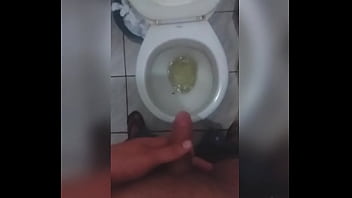 Preview 3 of Pepek Kakak Sedap - HOMEM MIJANDO
