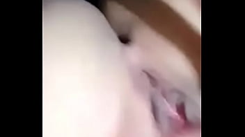Preview 4 of Mom Bedroom Sex Sun - Susan Blandon mostrando vicho.