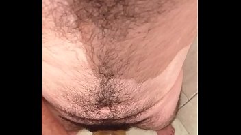 Preview 4 of Videos Xx Mp3 - Peludo de cueca branca na punheta e fudendo fleshlight