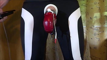 Preview 4 of Girls Hnrs Sex - E-stim - cumming with penissleeve