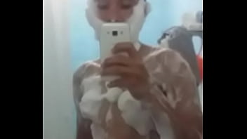 Preview 4 of Verginic Sex - Primo cachondo me env&iacute_a vidio