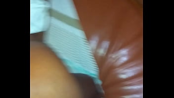 Preview 4 of Julia Help Son Masturbe - F&oacute_da no motel