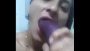 Preview 2 of Elsa Jean Fingering Leabian - Mi Adorada Colombiana