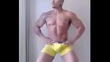 Preview 2 of Saxy Boss - Moreno gostoso dan&ccedil_ando