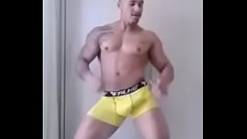 Preview 3 of Saxy Boss - Moreno gostoso dan&ccedil_ando