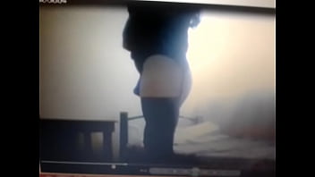 Preview 2 of Vivian Scat - sandy yuliet parando el culo