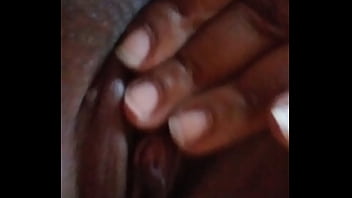 Preview 4 of Indian Moti Aunty Ki Chudaicom - Rub my pussy