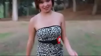 Preview 4 of Nesty Bus - teen dancing hot/ chica bailando caliente