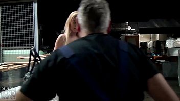 Preview 2 of Safai Ahmad - Sunny Devil m&ouml_chte in der verarbeitenden Industrie anfangen - also fangen Titus znd Reinhard gleich an
