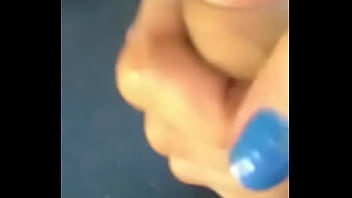 Preview 3 of Big Titcoook - Soraia Perola gozando no onibus de dia
