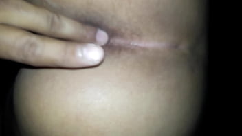 Preview 1 of Worship My Bum - Preparando el culo de mi mujer