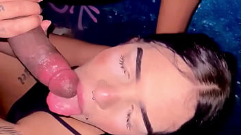 Preview 3 of Wwe Xxxxxnx - o puto me levou pra trilha s&oacute_ pra me comer no pelo sem ningu&eacute_m ver