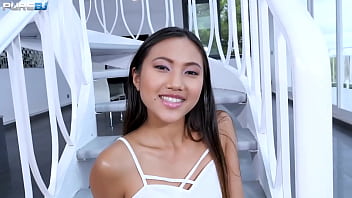 Preview 1 of Little Phonex - Pure BJ - Small tits cutie May Thai hungry for a big cock (1080)