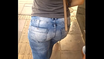 Preview 3 of Doctor Tribbing - Morena gostosa de jeans 2