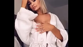 Preview 4 of Hi Fi Com Porn - who is she?