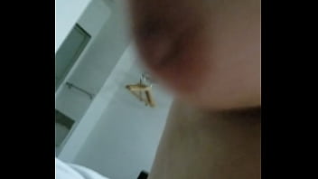 Preview 4 of Emina Iz Tuzle - Cojiendo a mam&aacute_ en el hotel