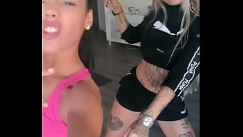 Preview 1 of B F Chodne Bala Video - Micaela Caminiti y Apolonia Lapiedra haciendo porno primera vez