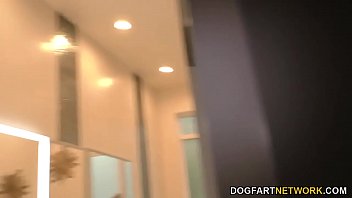 Preview 4 of Mutfakta Ass - Ana Foxxx &amp_ Alexa Grace Share Big Black Cock