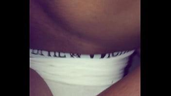 Preview 4 of Oriental Bawdy Cleft - echando un polbito con la totua