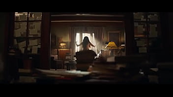 Preview 3 of Fat Man With My Wife And I - Kathryn Hahn sale desnuda en agatha