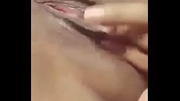 Preview 2 of Xvedeous - Manoseandose para ponerme hot