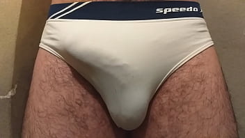 Preview 3 of Young 9 Year - Pau duro pulsando na cueca com mala marcada