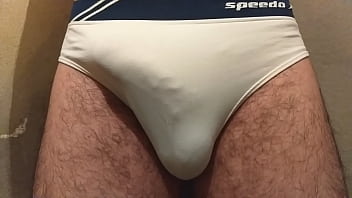 Preview 1 of Young 9 Year - Pau duro pulsando na cueca com mala marcada