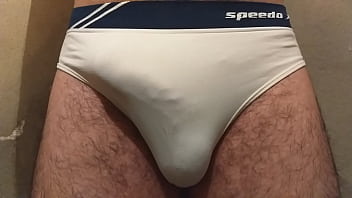 Preview 4 of Young 9 Year - Pau duro pulsando na cueca com mala marcada
