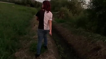 Preview 4 of Via Addam - Morrita cogiendo en el cerro