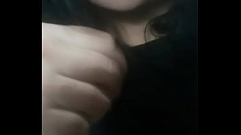 Preview 1 of 80 Plus Granny Shaving - Instagram Scarlettamourss Scarlett b. Mostrando las tetas para sus seguidores