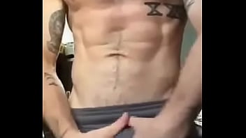 Preview 1 of Chubby Brunet Analporn Video - Pica macho deseja sexo gay