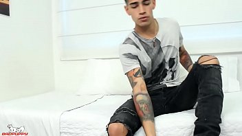 Preview 1 of Fimeli Sex - Max&#039_s pants fall to the floor &amp_ he starts jacking his thick,  Columbian cock