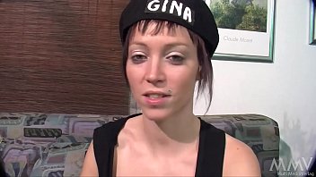 Preview 4 of Son Force Mom To Sex At Kitchen - Nicole treibt es mit Marc und Gina bekommt den Quark...gut Schluck