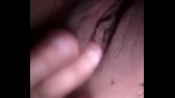 Preview 1 of Big Naturnt Tits - Quiere mostrar como se toca para mi