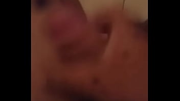 Preview 2 of Menores De Porno - Novinho gostoso na bronha