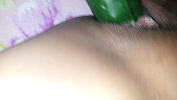 Preview 1 of Xxxradeo - Jugando con su vagina